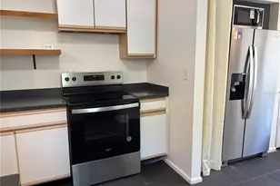 1231 Highland St N, Saint Petersburg, FL 33701 - Photo 11