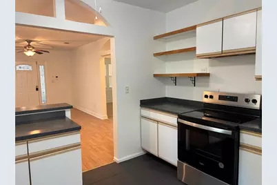 1231 Highland Street N, Saint Petersburg, FL 33701 - Photo 9