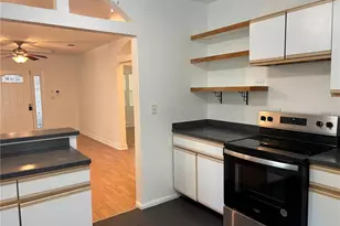 1231 Highland St N, Saint Petersburg, FL 33701 - Photo 9