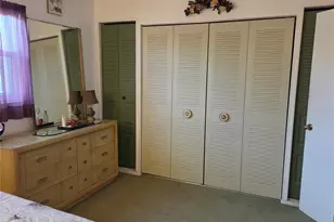 5969 Terrace Park Dr N, Saint Petersburg, FL 33709 - Photo 9