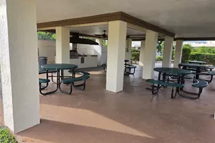 5969 Terrace Park Dr N, Saint Petersburg, FL 33709 - Photo 21