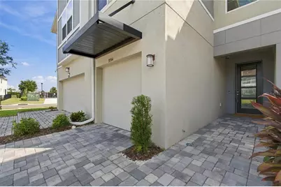 31564 Woodland Race Loop, Wesley Chapel, FL 33545 - Photo 5