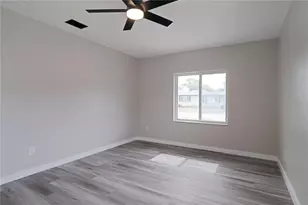 3730 75th St N, Saint Petersburg, FL 33710 - Photo 21