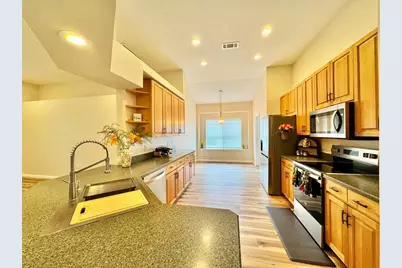6002 Martinglade Place, Lithia, FL 33547 - Photo 13