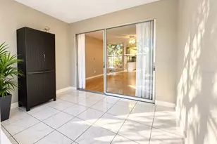 4500 E Bay Dr, Clearwater, FL 33764 - Photo 11