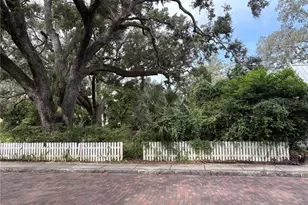 225 2nd Ave N, Safety Harbor, FL 34695 - Photo 1