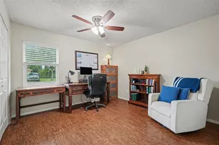 8064 Fawnridge Cir, Tampa, FL 33610 - Photo 21