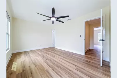 16110 Rambling Vine Dr W, Tampa, FL 33624 - Photo 33