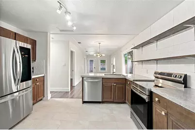 1611 E Genesee Street, Tampa, FL 33610 - Photo 17