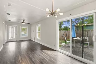 1611 E Genesee St, Tampa, FL 33610 - Photo 11