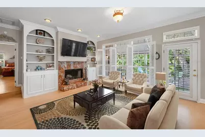 4535 W Beachway Drive, Tampa, FL 33609 - Photo 9