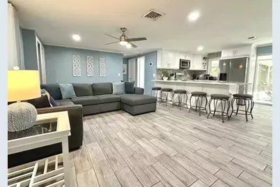 1080 16th Avenue SW, Largo, FL 33770 - Photo 15