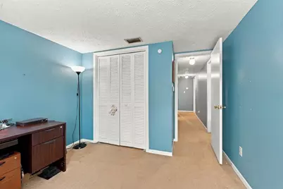 15801 Country Lake Drive, Tampa, FL 33624 - Photo 27