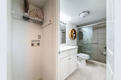 7425 Bay Island Drive S #105, South Pasadena, FL 33707 - Photo 13