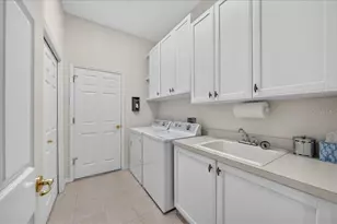 9101 Woodridge Run Dr, Tampa, FL 33647 - Photo 33