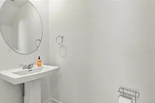 10596 Orbit Ter, Sarasota, FL 34241 - Photo 11