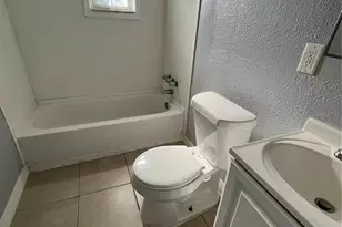 911 S Kelly Ave, Lakeland, FL 33815 - Photo 7