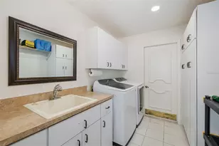 5343 Sagamore Ct, New Port Richey, FL 34655 - Photo 13