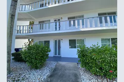 8402 111th Street #106, Seminole, FL 33772 - Photo 5