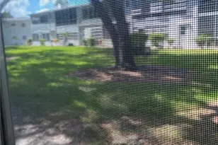 8402 111th St, Seminole, FL 33772 - Photo 19