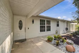 1325 Oakcrest Dr, Brandon, FL 33510 - Photo 5