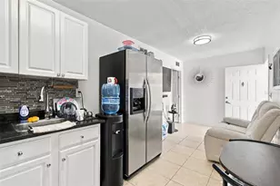 1325 Oakcrest Dr, Brandon, FL 33510 - Photo 47