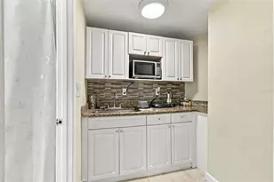 1325 Oakcrest Dr, Brandon, FL 33510 - Photo 57