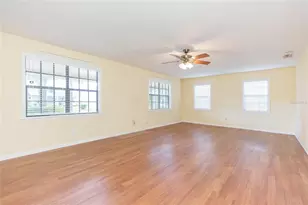 2219 Shadehill Ct, Tampa, FL 33612 - Photo 11
