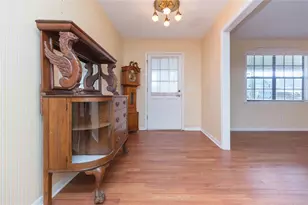 2219 Shadehill Ct, Tampa, FL 33612 - Photo 9