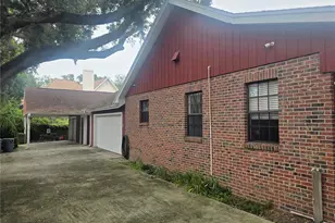 2219 Shadehill Ct, Tampa, FL 33612 - Photo 3