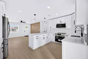 6029 71st St N, Saint Petersburg, FL 33709 - Photo 17
