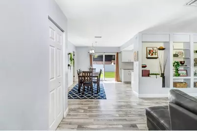 5005 E 110th Avenue, Tampa, FL 33617 - Photo 5