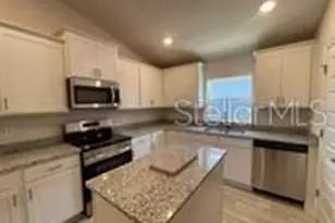 9406 Highland Hls Dr, Hudson, FL 34667 - Photo 9