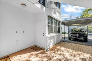 1338 Snell Isle Blvd NE, Saint Petersburg, FL 33704 - Photo 31