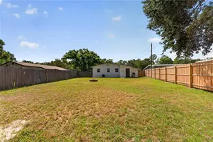 835 54th Ave N, Saint Petersburg, FL 33703 - Photo 29
