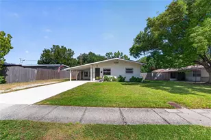 835 54th Ave N, Saint Petersburg, FL 33703 - Photo 3