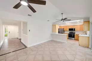13331 Hacienda Dr, Largo, FL 33774 - Photo 9