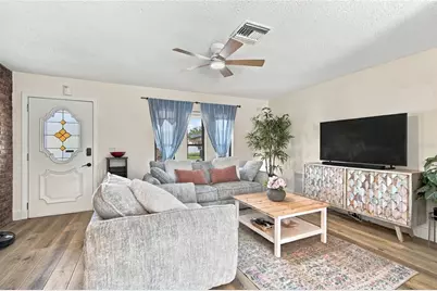 1813 Driftwood Circle N, Oldsmar, FL 34677 - Photo 5