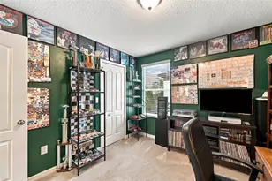 1917 Hawks View Dr, Ruskin, FL 33570 - Photo 27