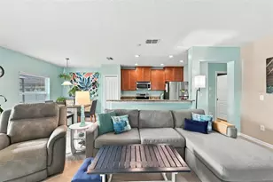 1917 Hawks View Dr, Ruskin, FL 33570 - Photo 11