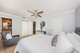 1100 E Bay Dr, Largo, FL 33770 - Photo 9