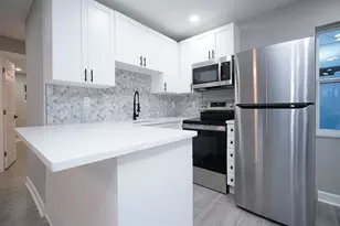 14906 N Bayshore Dr, Madeira Beach, FL 33708 - Photo 15