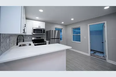 14906 N Bayshore Drive, Madeira Beach, FL 33708 - Photo 17