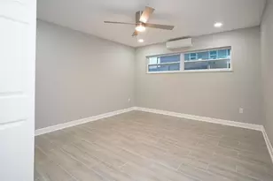 14906 N Bayshore Dr, Madeira Beach, FL 33708 - Photo 13