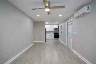 14906 N Bayshore Dr, Madeira Beach, FL 33708 - Photo 33