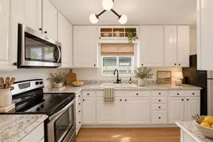 1751 29th Ave N, Saint Petersburg, FL 33713 - Photo 15