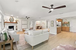 11515 Imperial Grove Dr W, Largo, FL 33774 - Photo 31