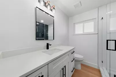 3360 70 Street N, Saint Petersburg, FL 33710 - Photo 29