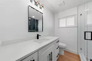 3360 70th St N, Saint Petersburg, FL 33710 - Photo 29