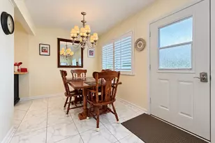 8075 112th St, Seminole, FL 33772 - Photo 25
